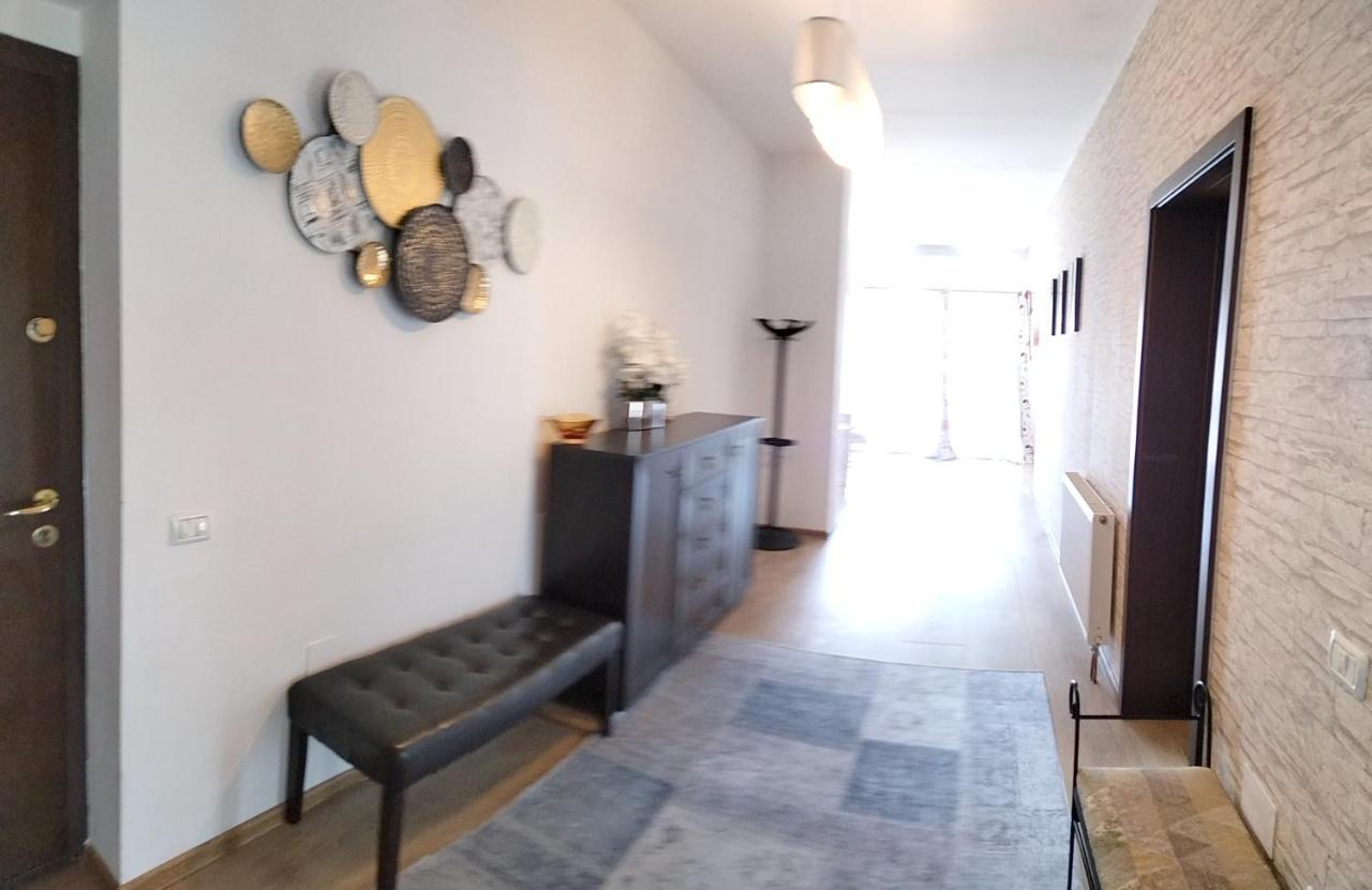 Apartament De Lux Cu Terasa Apartamento Timisoara Exterior foto